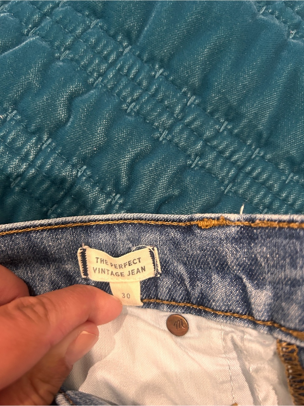 Madewell The Perfect Vintage Jeans – Size 30 | High Rise | Cropped Raw Hem - Picture 3 of 8